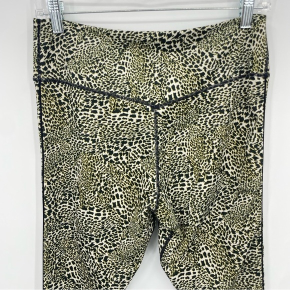 Nike gym tights Training One Sculpt 7/8 tight black leopard sz L ck3072 jaguar - Picture 6 of 11